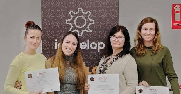 Pracowite ferie nauczycielek z SP9