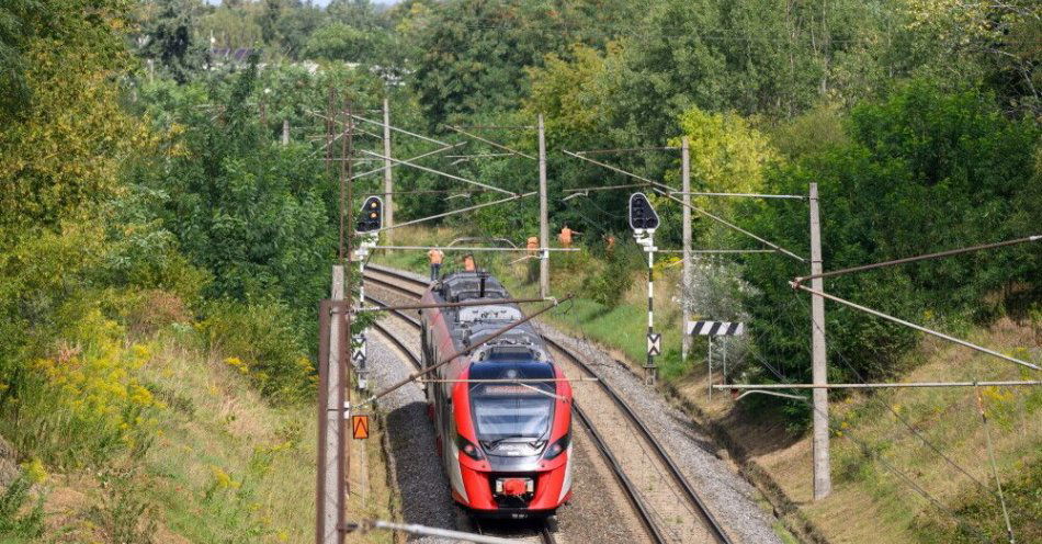 zdjęcie: 36,6 mln pasażerów kolei w lipcu; rekord przewozów towarowych w tym roku / fot. PAP