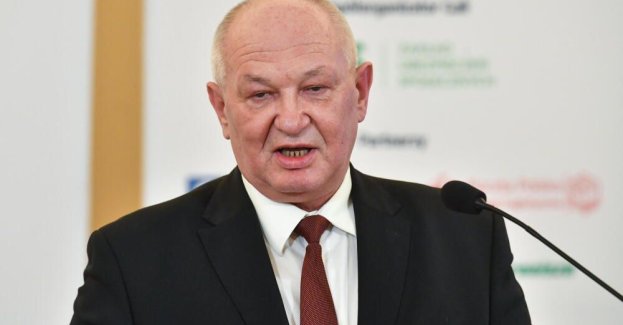 Rzecznik PiS: b. szef KOWR W. Humięcki  zawieszony w prawach członka partii