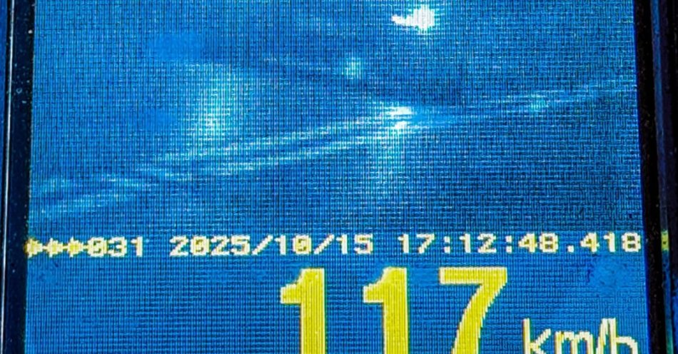 zdjęcie: Pędził 117 km/h w terenie zabudowanym i stracił prawo jazdy / fot. KPP Wschowa