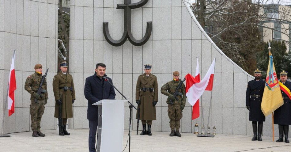 zdjęcie: AK jest symbolem wartości, które wciąż są istotne / fot. PAP