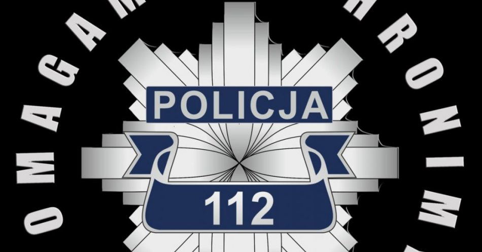zdjęcie: Przewrócił się i uderzył głową o chodnik. Na pomoc ruszyli policjanci / fot. KPP Włodawa