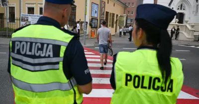 Od wtorku na drogach w rejonie szkół pojawi się więcej policyjnych patroli