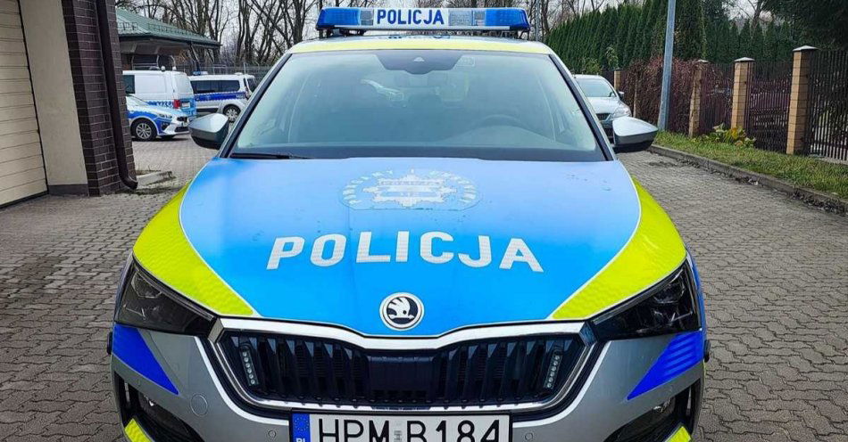 zdjęcie: Radiowóz w nowych barwach trafił do sokólskich policjantów / fot. KPP Sokółka