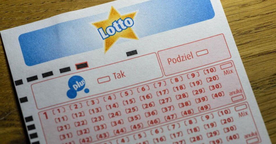 zdjęcie: Wygrane w Lotto, Eurojackpot i Ekstra Pensji; łącznie na ponad 21 mln zł / fot. PAP