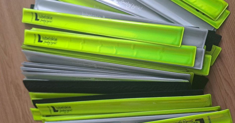 zdjęcie: Jesień i noc groźne dla pieszych Nośmy odblaski / fot. KPP Hrubieszów