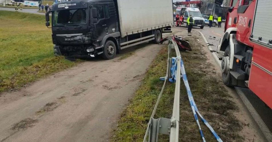 zdjęcie: Wypadek w Dziemianach. 22 letnia kobieta przetransportowana LPR / fot. KPP w Kościerzynie