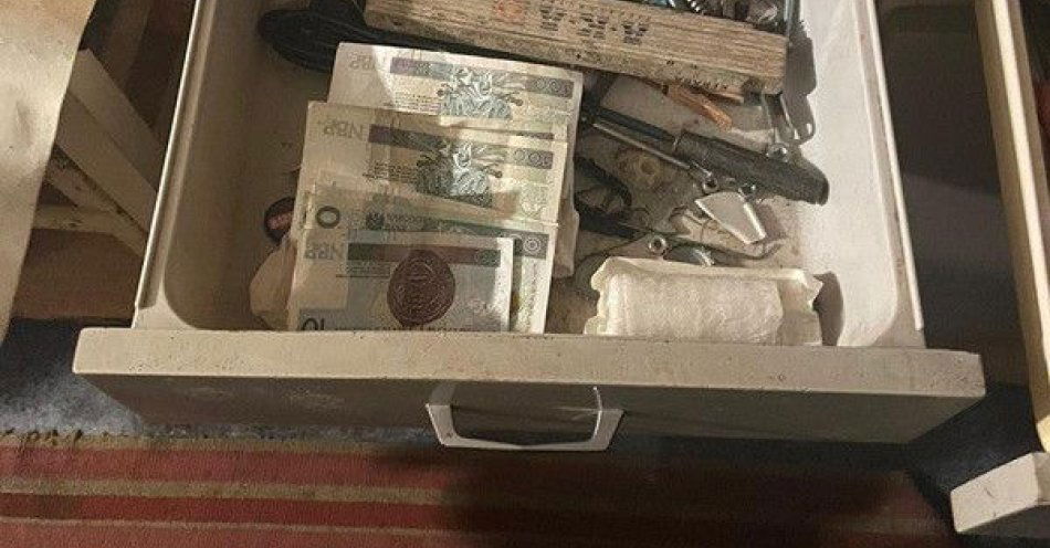 zdjęcie: Znajomy okradł śpiącą kobietę. Straciła blisko 2 tysiące zł / fot. KPP Kępno