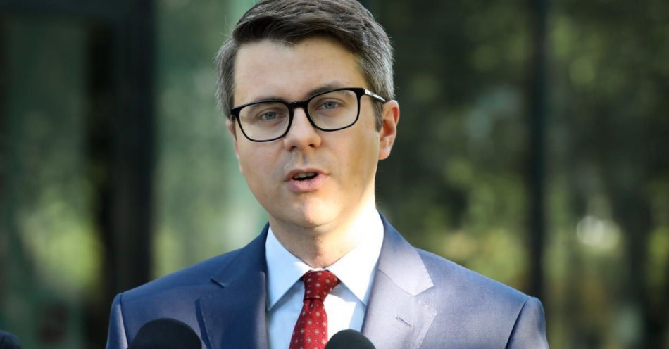 zdjęcie: Polityka źle rozumianych otwartych drzwi jest po prostu szkodliwa dla naszego bezpieczeństwa / fot. PAP
