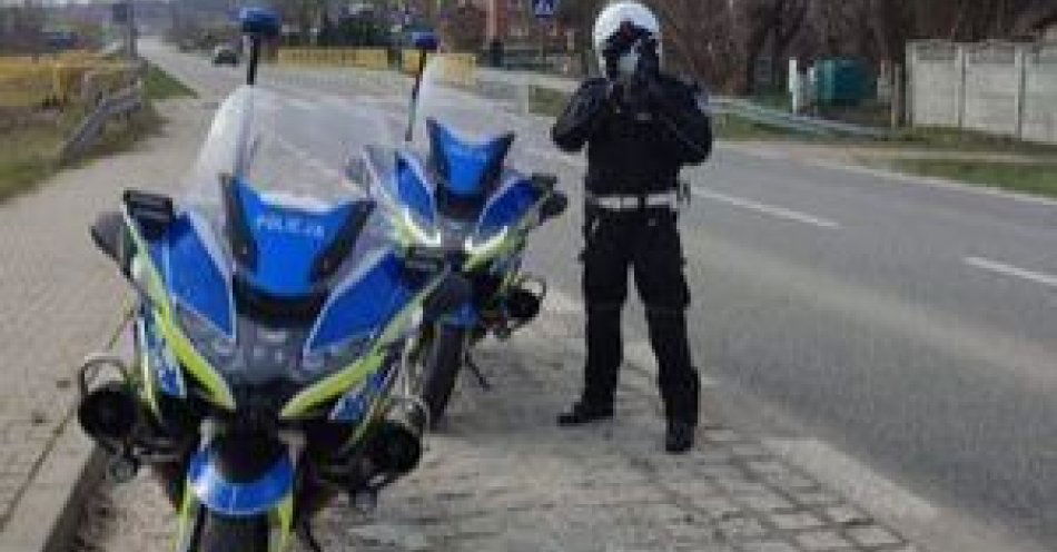 zdjęcie: Ostrowiecka drogówka na motocyklach / fot. KPP Ostrowiec Świętokrzyski