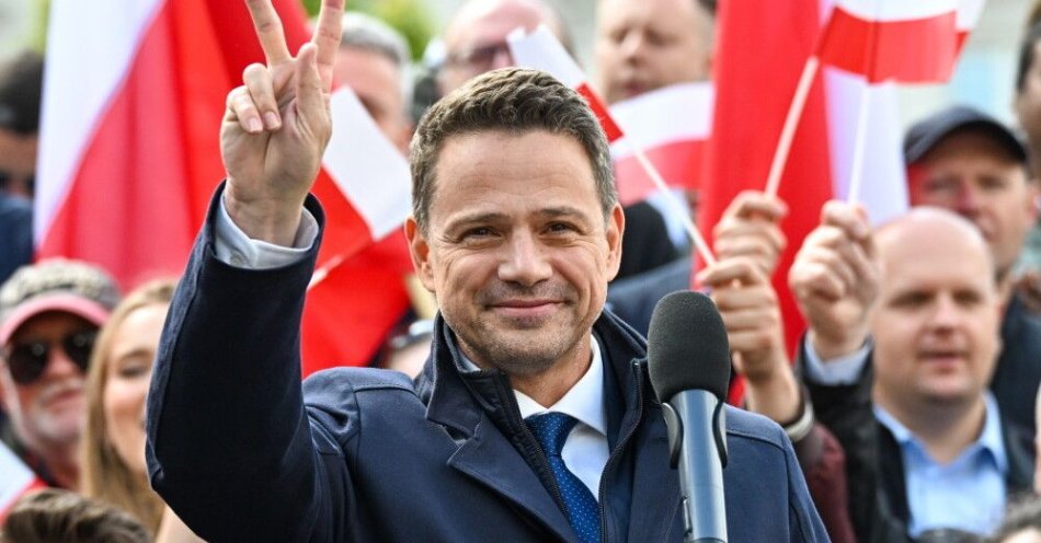 zdjęcie: Trzaskowski z najlepszym wynikiem w powiecie kołobrzeskim, a Nawrocki w powiecie przysuskim / fot. PAP