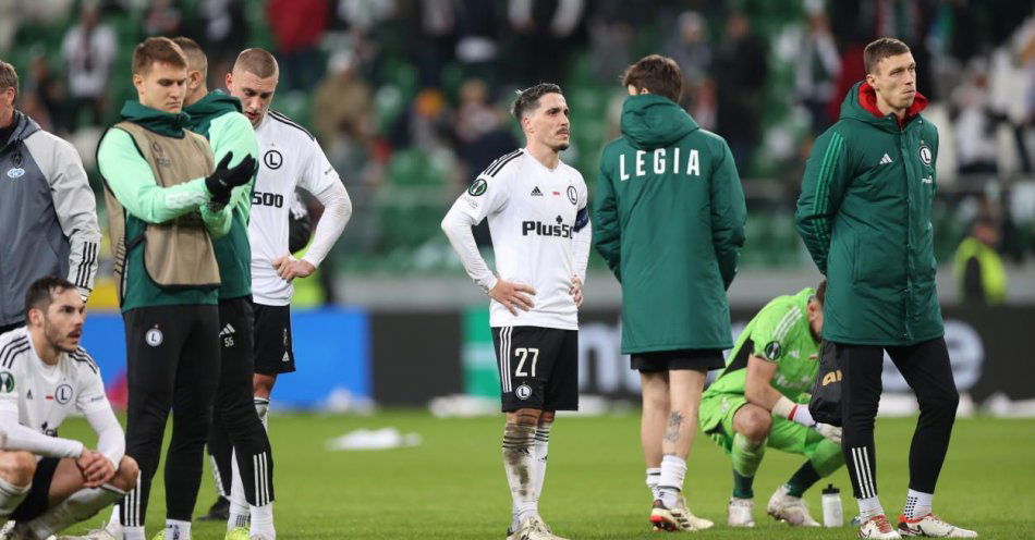 zdjęcie: Piłkarze Legii Warszawa na własnym stadionie przegrali 0:3 z norweskim Molde FK / fot. PAP