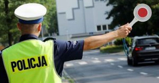 Zatrzymany kierowca z zakazem prowadzenia wszelkich pojazdów mechanicznych