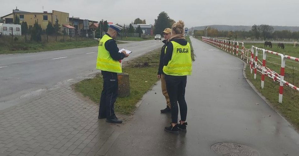 zdjęcie: Po wypadku śmiertelnym W Rumi, specjalna komisja badała infrastrukturę w tym miejscu / fot. KPP w Wejherowie