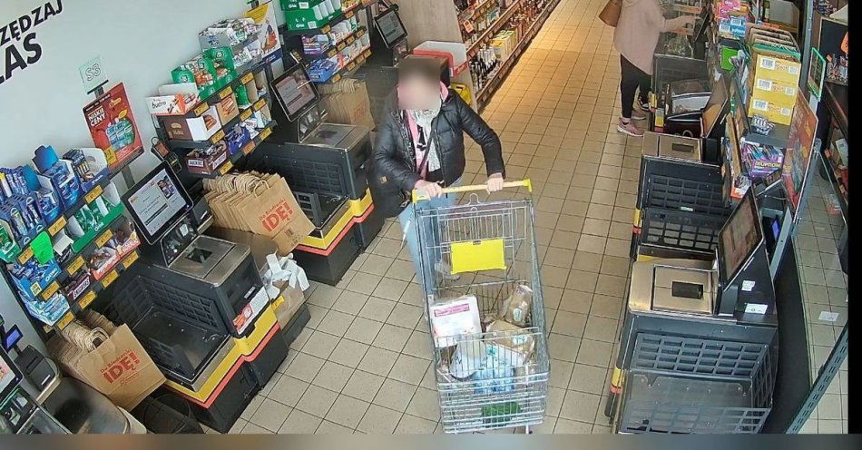 zdjęcie: Zakopane: zatrzymania po seryjnych kradzieżach alkoholu / fot. KMP w Zakopanem