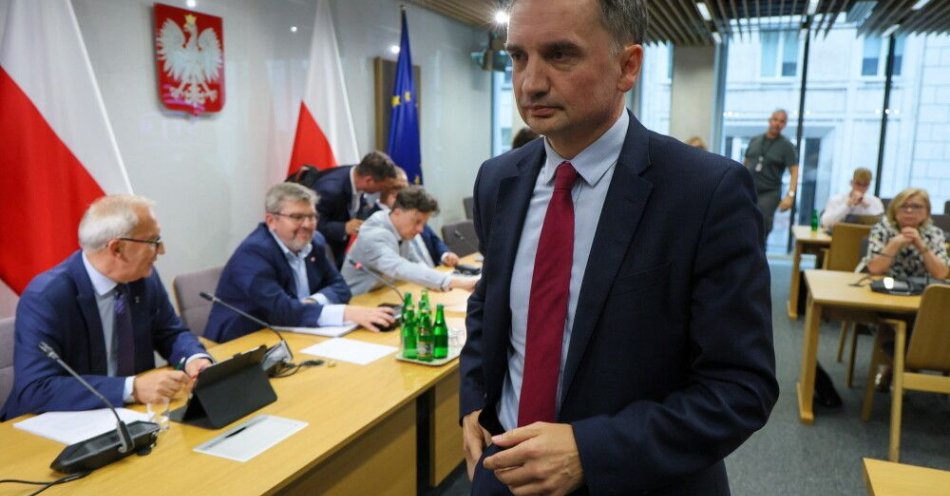 zdjęcie: Komisja regulaminowa za wnioskiem o przymusowe doprowadzenie Ziobry przed komisję śledczą ds. Pegasusa / fot. PAP