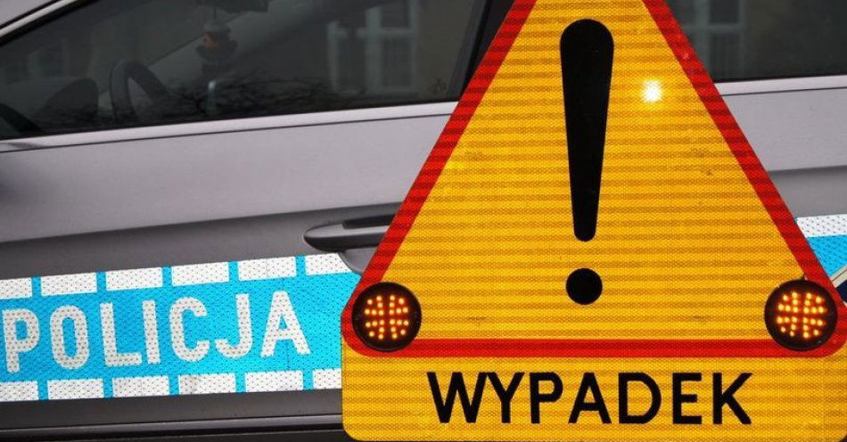zdjęcie: Zderzenie 3 pojazdów w Wielogórze / fot. KMP w Radomiu