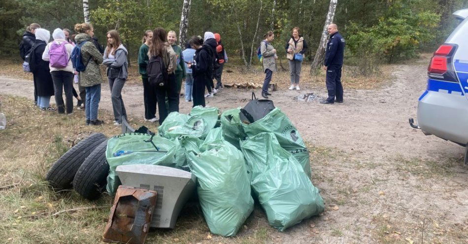 zdjęcie: Przyjemne z pożytecznym / fot. KPP Końskie