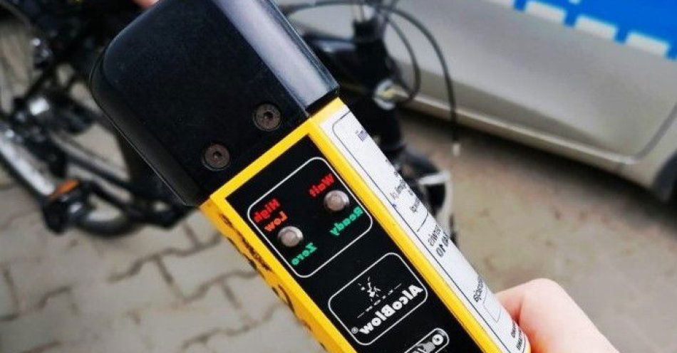 zdjęcie: Rowerzysta z ponad 2 promilami po czekoladę ukarany mandatem / fot. KPP Hrubieszów