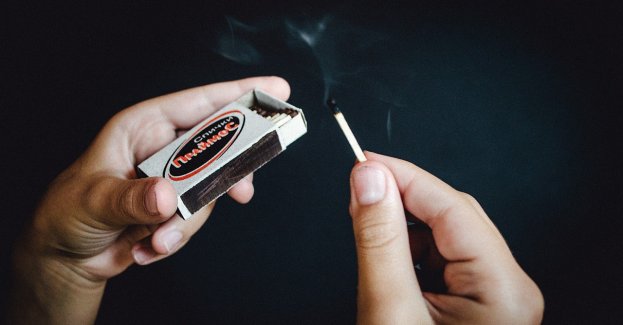 Dozór policyjny dla 21-latka za zniszczenie mienia