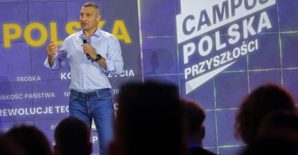 zdjęcie: łatwiej było być mistrzem świata w boksie, niż merem Kijowa w czasie wojny / fot. PAP