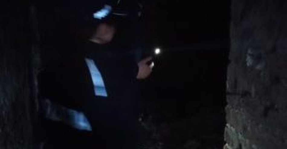 zdjęcie: Niskie temperatury powietrza. W taka pogodę zwracajmy uwagę na osoby potrzebujące pomocy / fot. KPP w Złotoryi