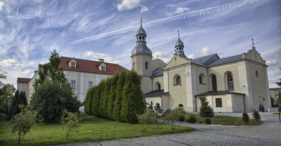 zdjęcie: Wieruszów: połączenie starych gór i wielkich dolin / fot. Mnino/(CC BY-SA 3.0 PL)/https://creativecommons.org/licenses/by-sa/3.0/pl/deed.en