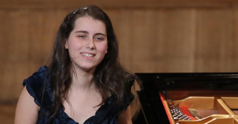 zdjęcie: Pianistka Michelle Candotti wystąpi w niedzielę w Łazienkach Królewskich w Warszawie / fot. PAP