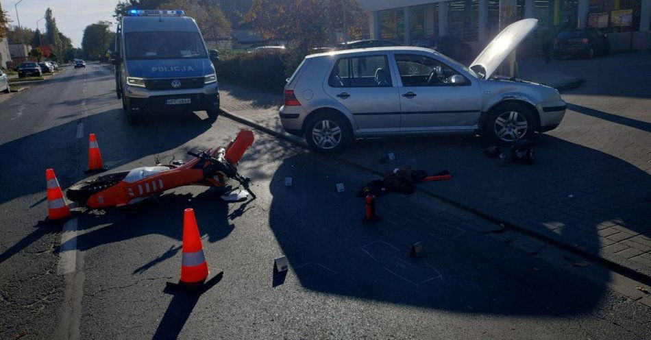 zdjęcie: Groźne zderzenie w Czerwieńsku. Motocyklista bez uprawnień / fot. KMP Zielona Góra