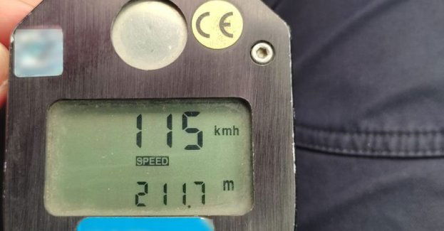 Za zbyt szybką jazdę otrzymał mandat na kwotę 2000 zł i 14 punktów karnych