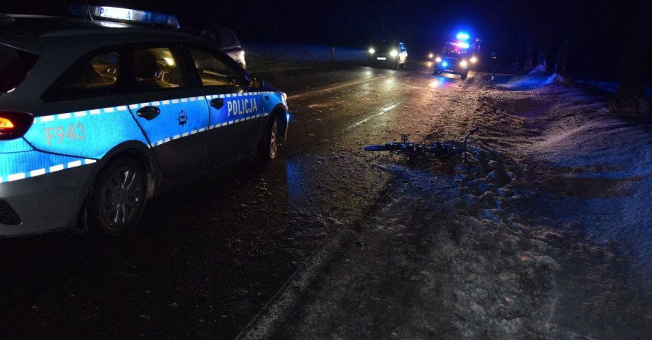 zdjęcie: Rowerzysta trafił do szpitala po zderzeniu w Trębaczewie / fot. KPP w Pajęcznie