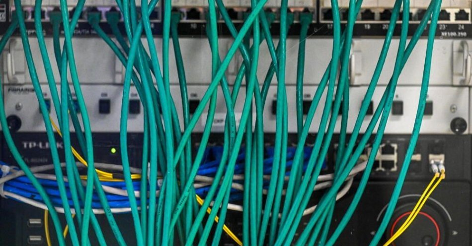 zdjęcie: Rośnie liczba cyberataków na Polskę / fot. PAP