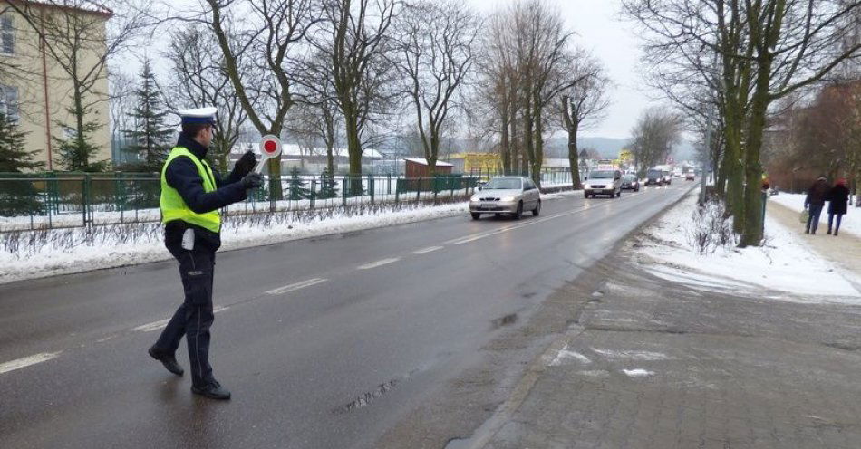 zdjęcie: Zimowa aura nie wybacza błędów kierowcom / fot. KPP w Lęborku