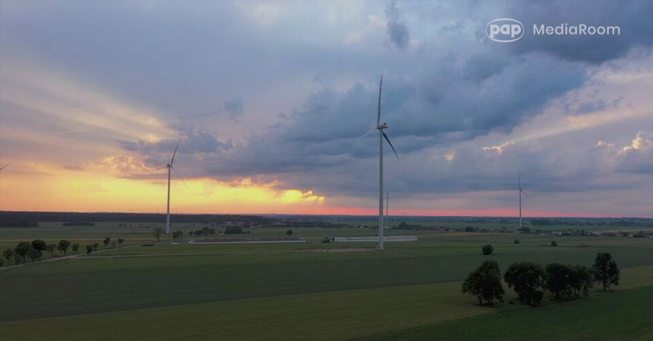 zdjęcie: Świadome zużywanie energii powinno być elementem dekarbonizacji / PAP - Kadr z filmu