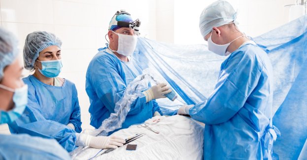 W USK lekarze wykonali zabieg usuwania przez żyłę zakrzepu w sercu