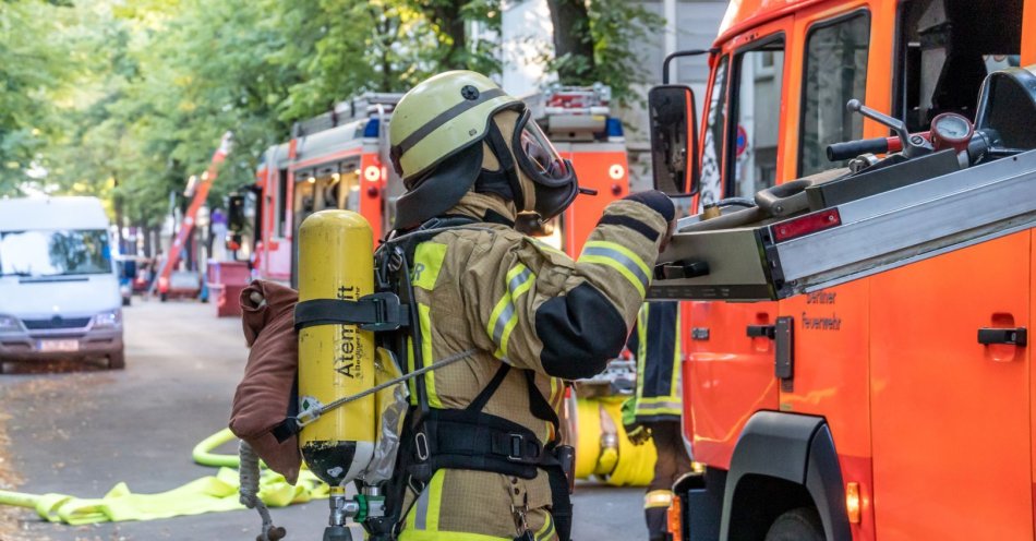 zdjęcie: Siedmiu uczniów liceum na obserwacji w szpitalu; poczuli się źle / v2370261