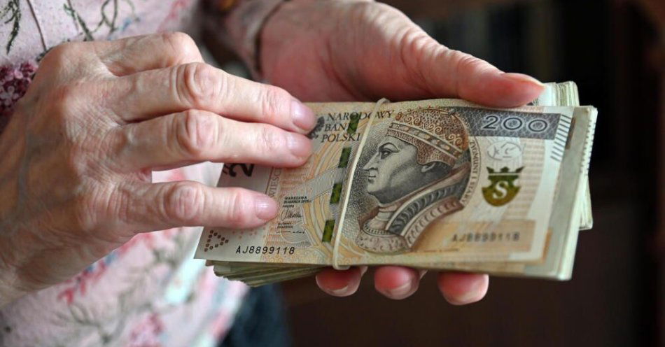 zdjęcie: Prezydent złoży projekt ustawy w sprawie waloryzacji emerytur / Naukowcy podejmą próbę odpowiedzi na pytania, m.in. 