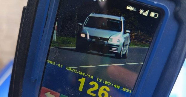 Miał na liczniku 126 km/h i zignorował patrol