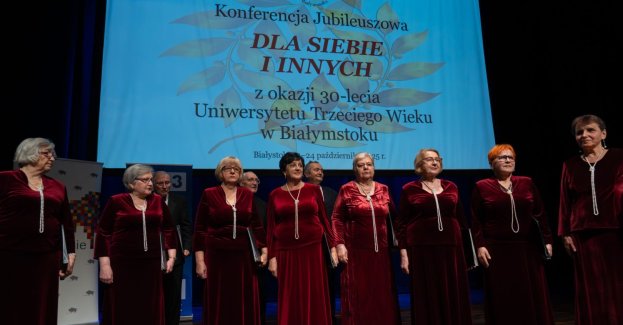 Uniwersytetu Trzeciego Wieku obchodzi jubileusz 30-lecia