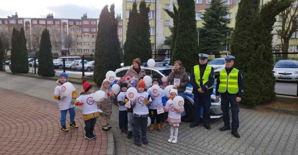 zdjęcie: Przedszkolaki promują trzeźwość na gorlickich drogach / fot. KMP w Gorlicach