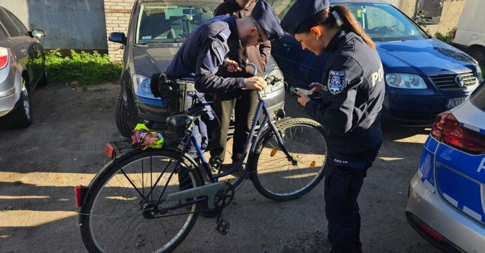 zdjęcie: Sprawne rowery i bezpieczna jazda w Bobolicach / fot. KMP w Koszalinie