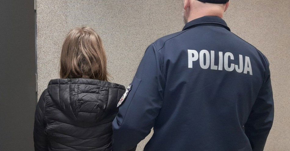 zdjęcie: Oświęcim. Policjanci zatrzymali kurierkę podczas próby wyłudzenia pieniędzy metodą „na wypadek” / fot. KMP w Oświęcimiu