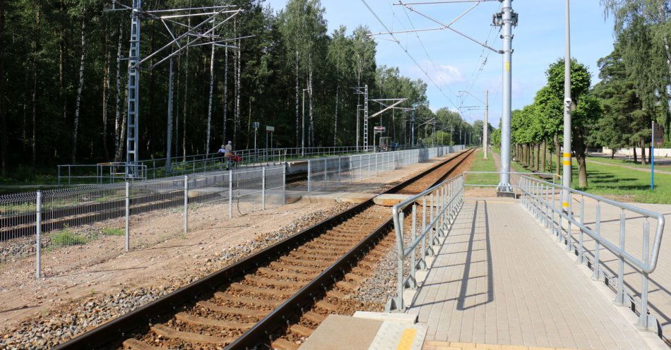 zdjęcie: Za 23 mln zł powstanie projekt inwestycji kolejowej między Zamościem a Lublinem / v42683849