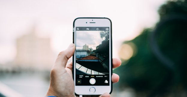 Zamówiony w sieci telefon komórkowy nie dotarł. Świdniccy policjanci ostrzegją i apelują o ostrożność w trakcie korzystania z internetowych super okaz
