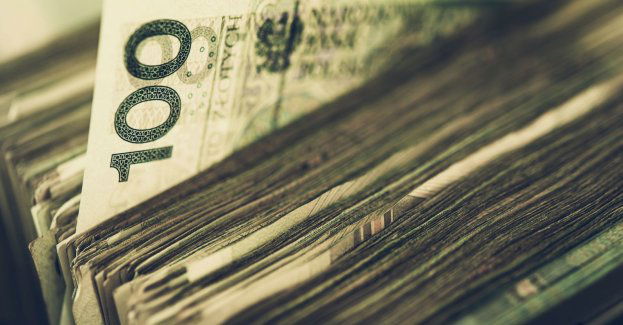 Proces b. dyrektora drukarni - stwierdzono m.in. brak prawie 115 ton papieru