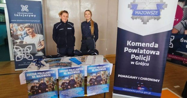 Targi akademickie z grójecką policją