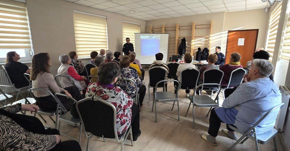 zdjęcie: Seniorze nie daj się oszukać Policja radzi w Imielinie / fot. KPP w Bieruniu