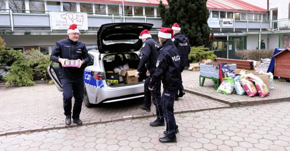 zdjęcie: Policjanci z Dobrzejewic wsparli toruńskie schronisko / fot. KMP w Toruniu