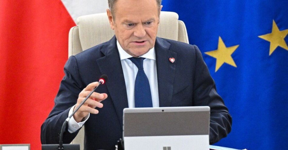 zdjęcie: Premier: Polska i Ukraina będą współpracować dla przeciwdziałania aktom dywersji / Warszawa, 19.11.2025. Premier Donald Tusk na posiedzeniu rządu w KPRM w Warszawie, 19 bm. Rada Ministrów zajmie się m.in. projektem nowelizacji ustawy o Funduszu Medycznym. (mr) PAP/Radek Pietruszka