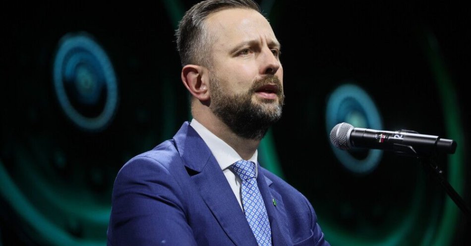 zdjęcie: Szef MON: wnioskuję, by prezydent podpisał budżet i nie robił polityki na sprawie bezpieczeństwa / Warszawa, 21.10.2025. Wicepremier, minister obrony narodowej Władysław Kosiniak-Kamysz podczas obrad Polsko-Szwedzkiego Forum Przemysłu Obronnego, 21 bm. w Muzeum Wojska Polskiego w Warszawie. (sko) PAP/Leszek Szymański